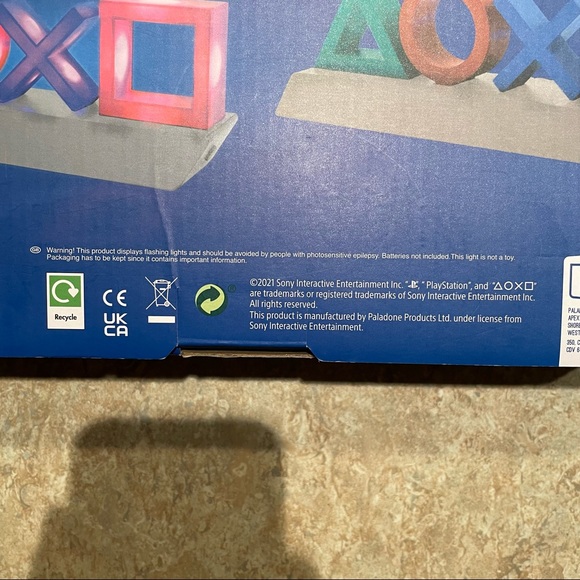 NEW! Paladone Sony PlayStation Button Icons Light 3 Modes Music Reactive USB - Picture 5 of 8